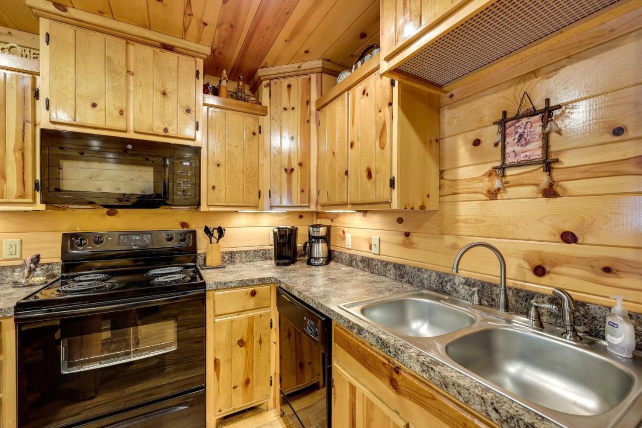 Broken Bow Rental Cabin With Hot Tub And Bar Εξωτερικό φωτογραφία