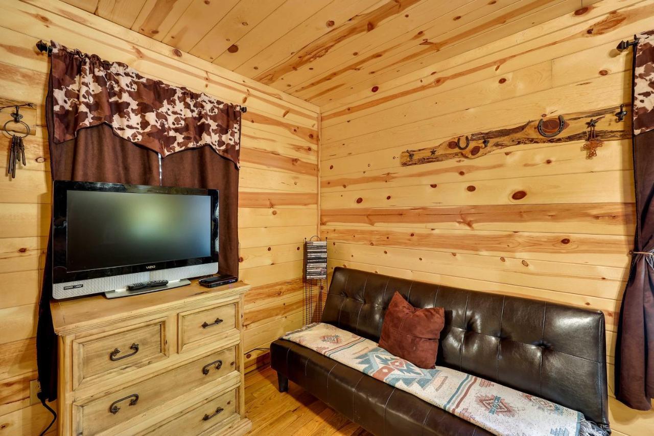 Broken Bow Rental Cabin With Hot Tub And Bar Εξωτερικό φωτογραφία
