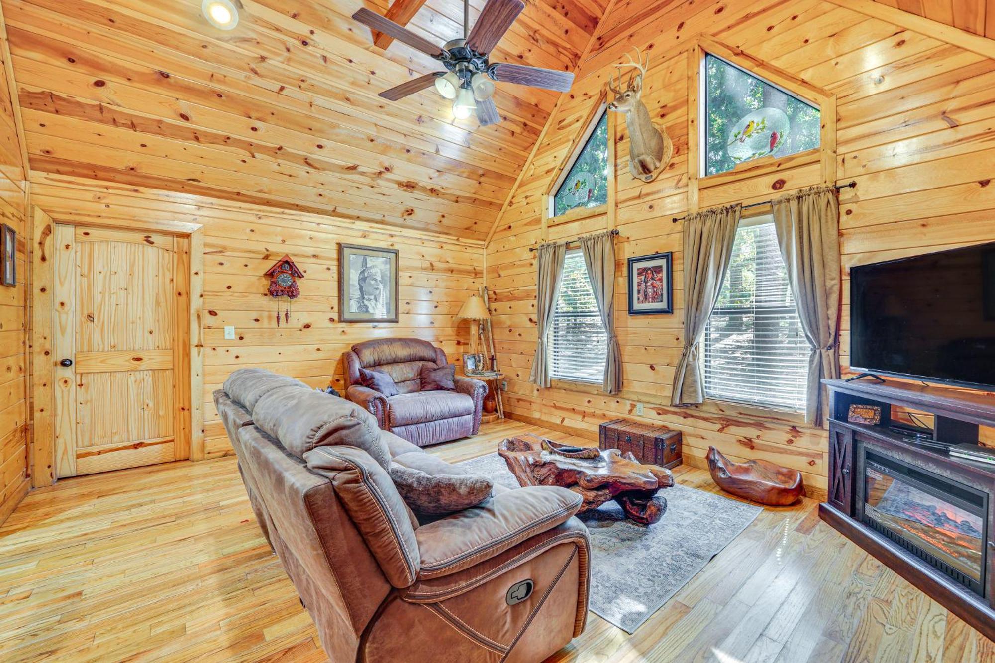 Broken Bow Rental Cabin With Hot Tub And Bar Εξωτερικό φωτογραφία