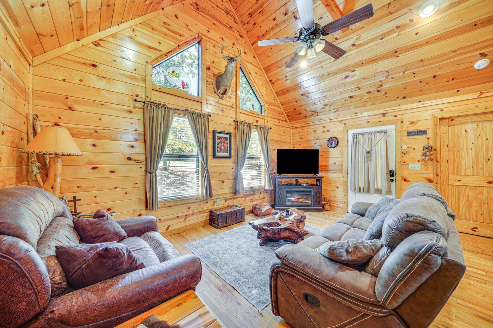 Broken Bow Rental Cabin With Hot Tub And Bar Εξωτερικό φωτογραφία